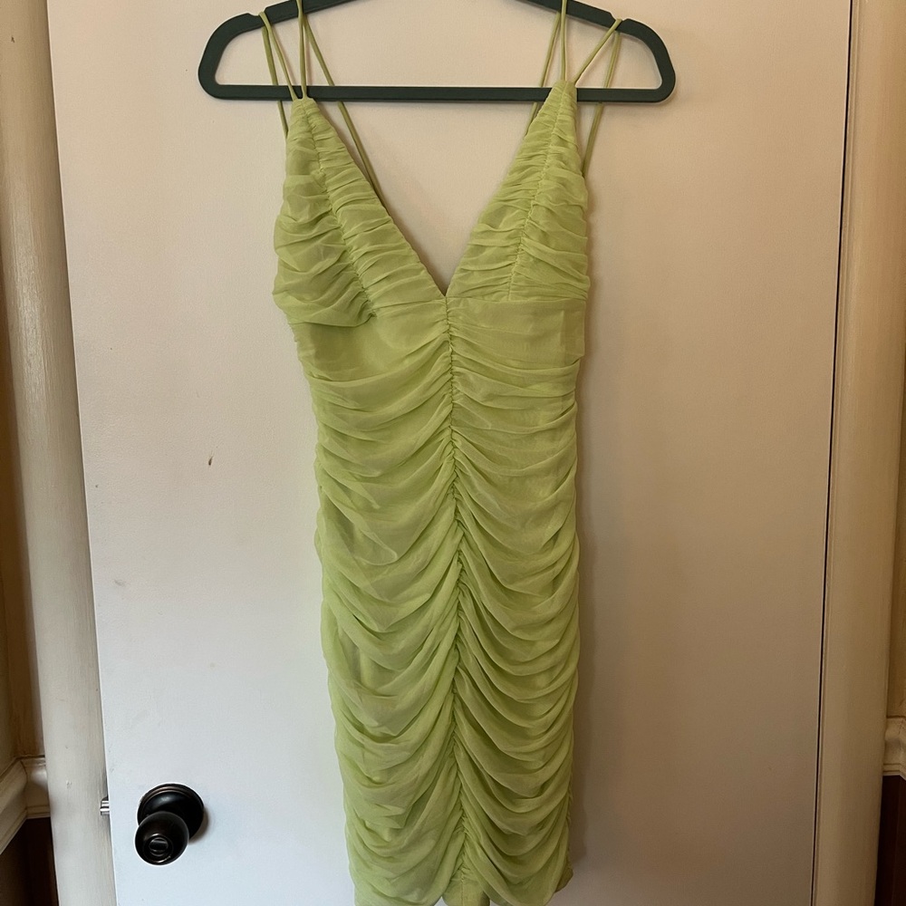Selfie Leslie  green mini dress